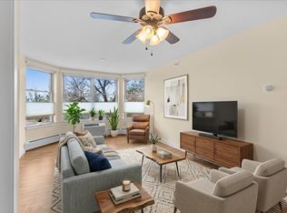 409 Farrell St APT 203, South Burlington, VT 05403