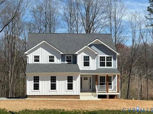 54 Porkchop Ct, Louisa, VA 23093