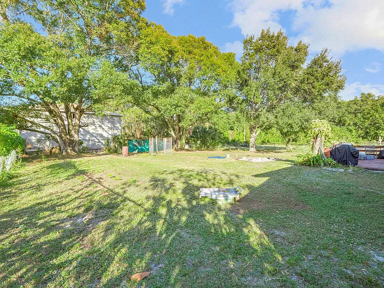 3147 Naylor Ter — Photo 15