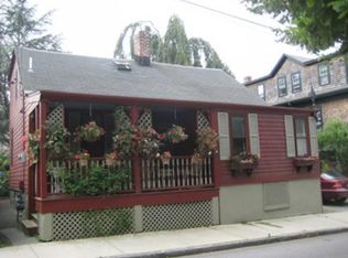 43 Lee Ave, Newport, RI 02840