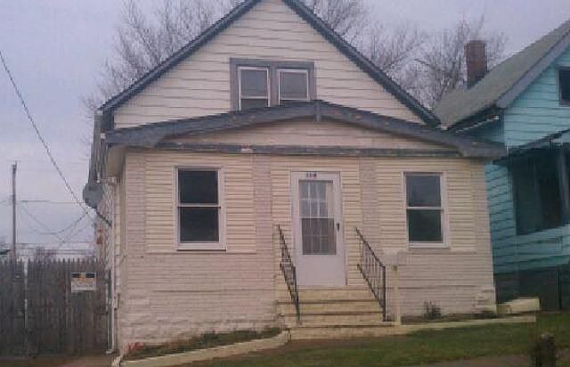 1st image of 7715 Bancroft Ave