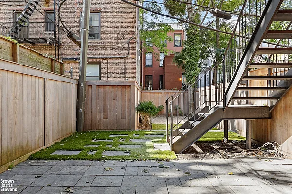 Sold by Brown Harris Stevens | media 19