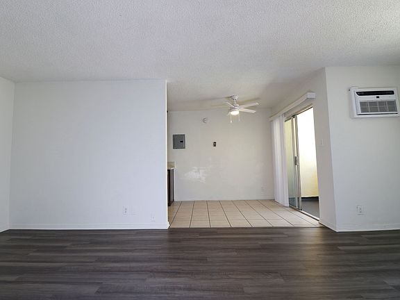2nd image of 522 S Normandie Ave APT 302