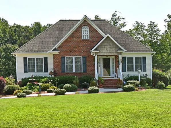 351 Ada Ln, Clemmons, NC 27012