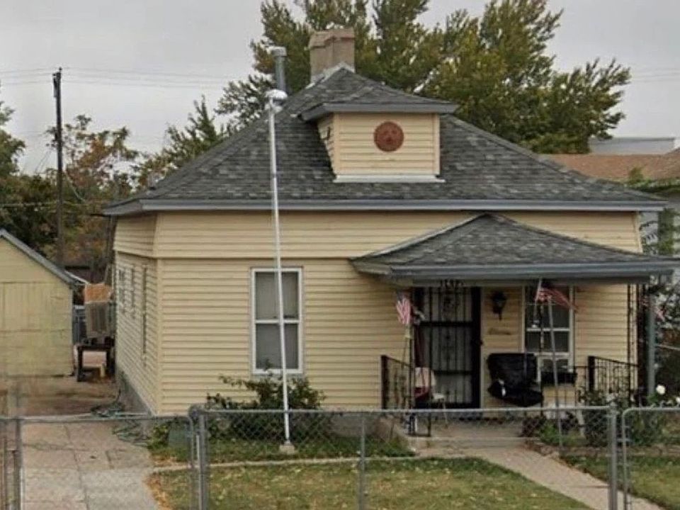 1st image of 1412 E 8th St
