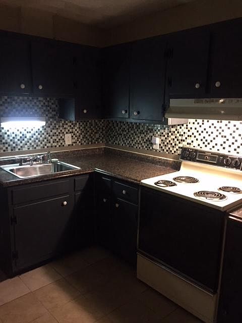 1st image of 3600 Newport Ave APT 6