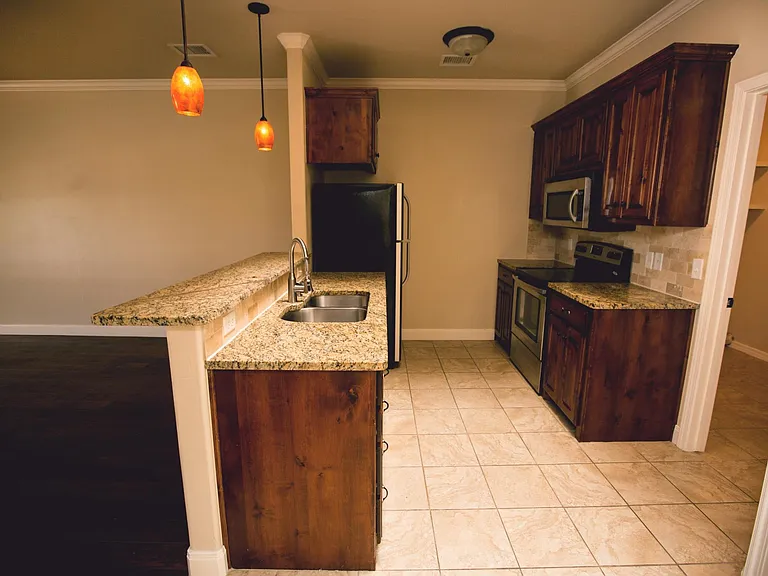 Venice Townhomes — Photo 12
