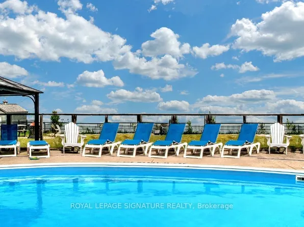 734 Shore Ln #6, Wasaga Beach, ON L9Z 2C7