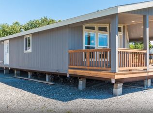 95 E Morris Rd, Coupeville, WA 98239