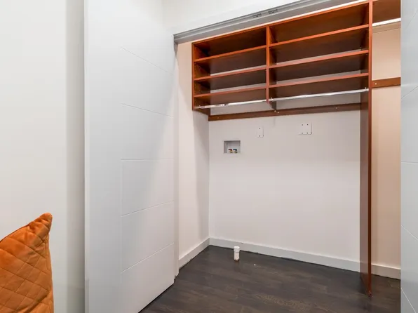 6122 Hudson Avenue image 11 of 29