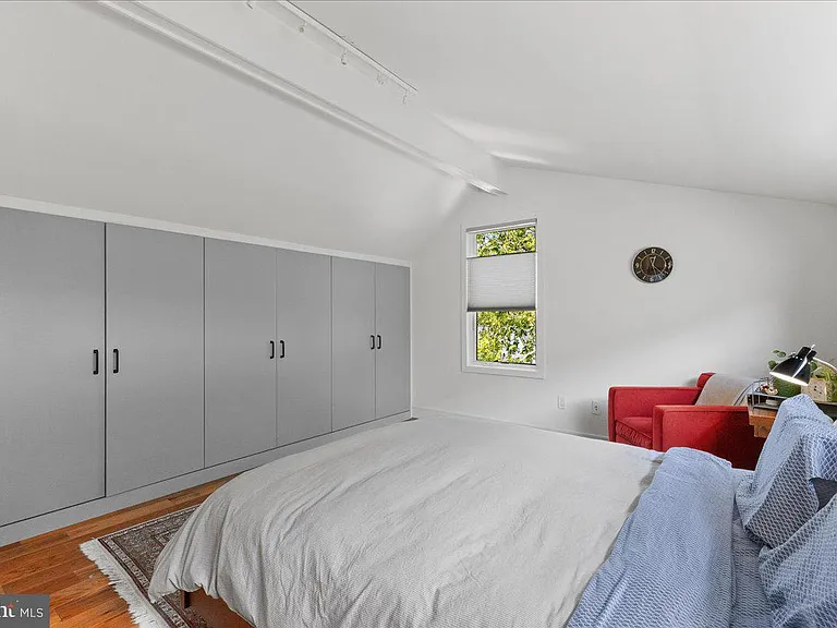 23 Leigh Ave #B — Photo 17