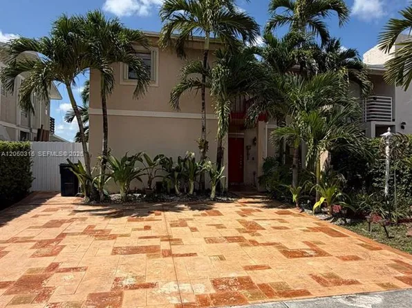 10960 SW 25th St, Miami, FL 33165