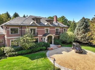 118 Woodland Rd, Brookline, MA 02467