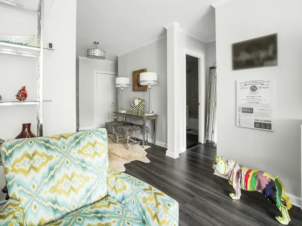 44 West 62nd Street image 4 of 12