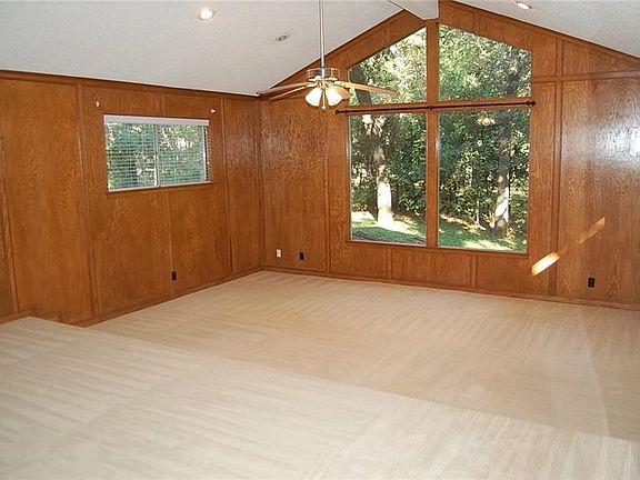 4th image of 104 Cross Creek Dr