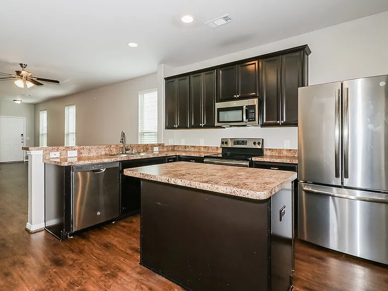 10339 Dawson Hill Ln — Photo 8