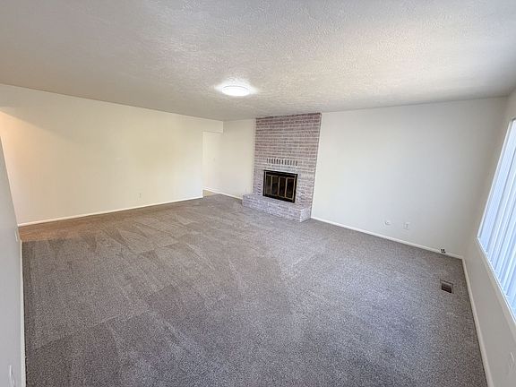 4th image of 1723 Dawn Dr #1723