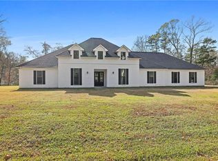 17045 Burks Ave, Greenwell Springs, LA 70739