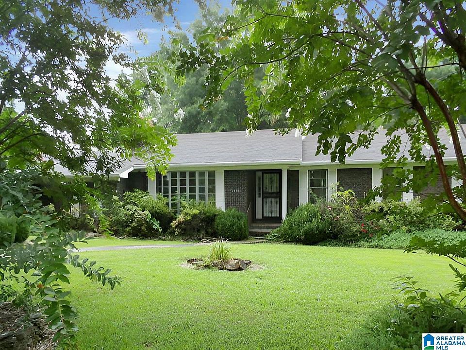1st image of 5000 Pine Dr