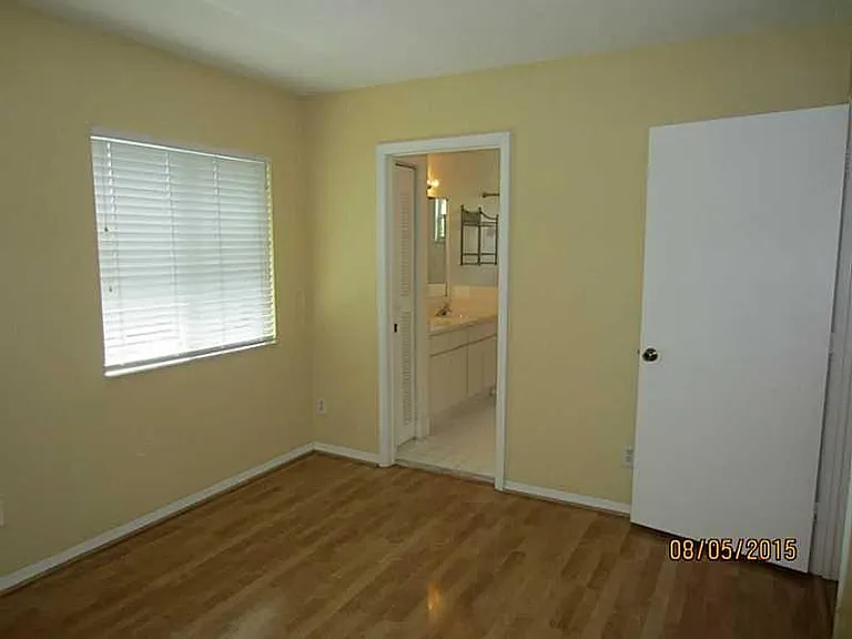 12200 SW 6th St — Photo 21