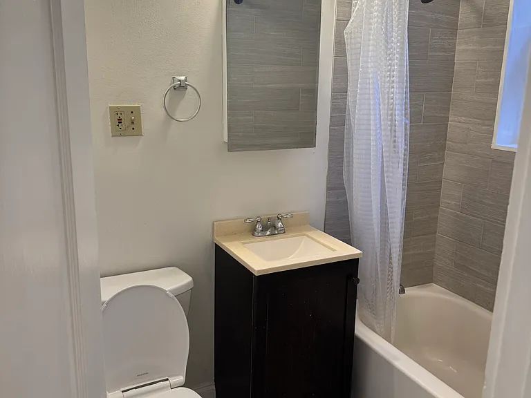38 Hemenway St #39 — Photo 8