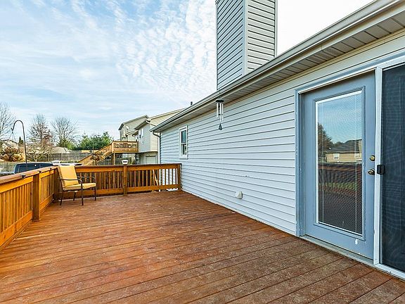 5th image of 425 Southbrook Dr