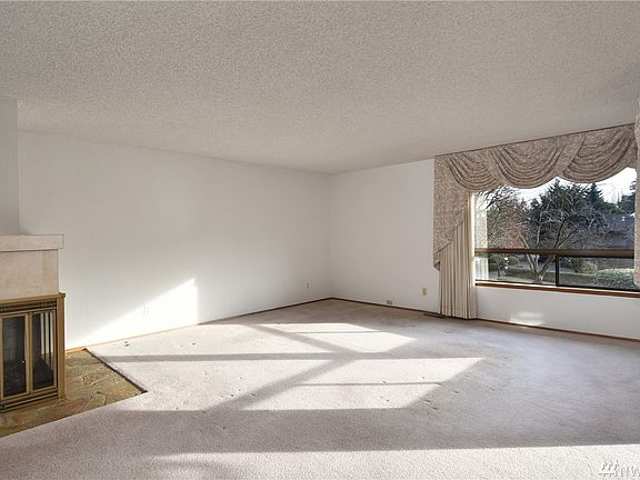 3rd image of 10803 Glen Acres Dr S