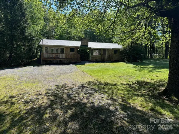 115 Field Sparrow Ln, Hendersonville, NC 28792