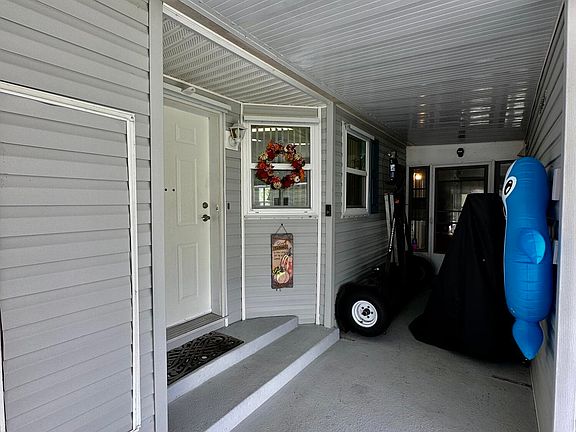 5th image of 3824 Spatterdock Ln