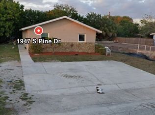 1949 Pine Dr S #2, Fort Myers, FL 33907