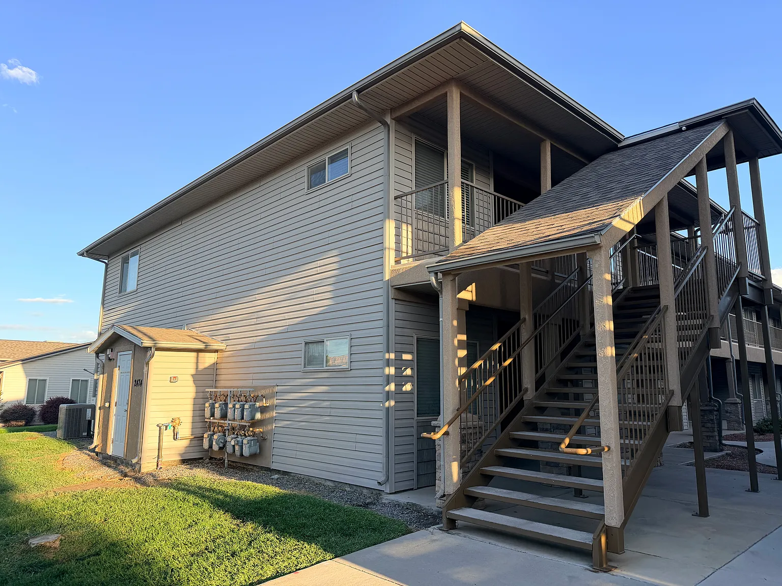 3 bed, $1,795 — Photo 1