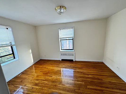 Rented by Voro Purple LLC | media 4