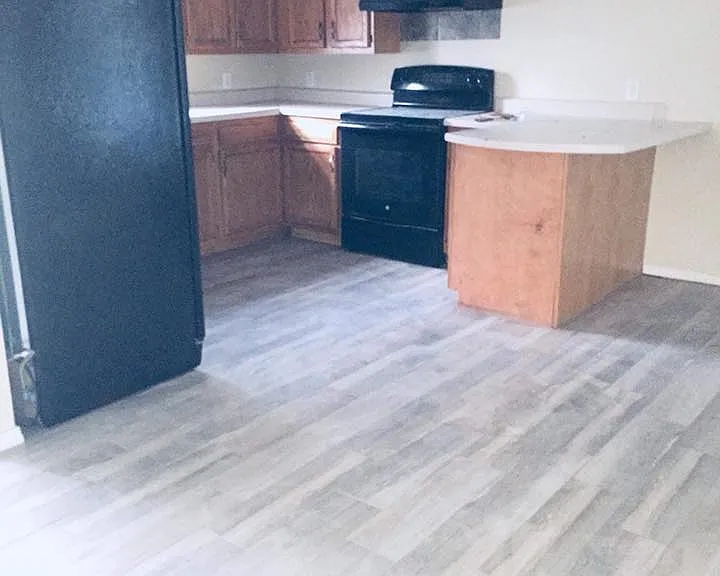 608 W Polk Ave — Photo 3