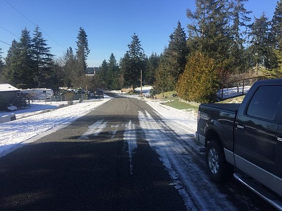 4th image of 580 Olympic View Dr