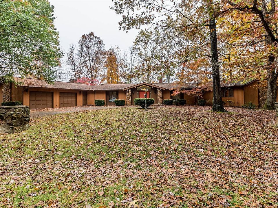 1st image of 43 Lake Shore Ct