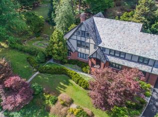 96 Undercliff Rd, Montclair, NJ 07042