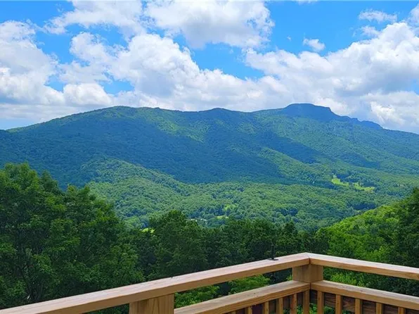 144 Top Of Seven Dr #A5, Banner Elk, NC 28604