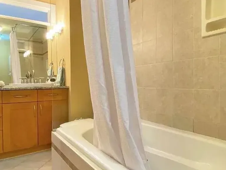 2608 Erwin Rd #401 — Photo 5