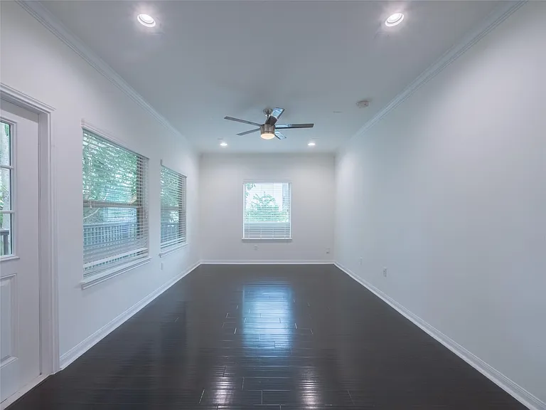 1113 Bunton St — Photo 10