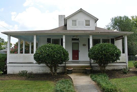 1st image of 802 Mountain View Ave