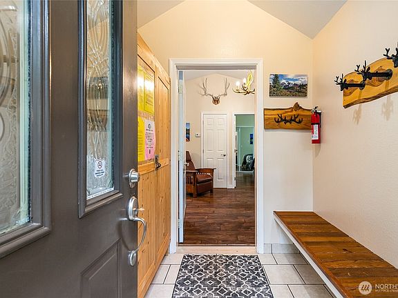 4th image of 7419 Canyon View Drive