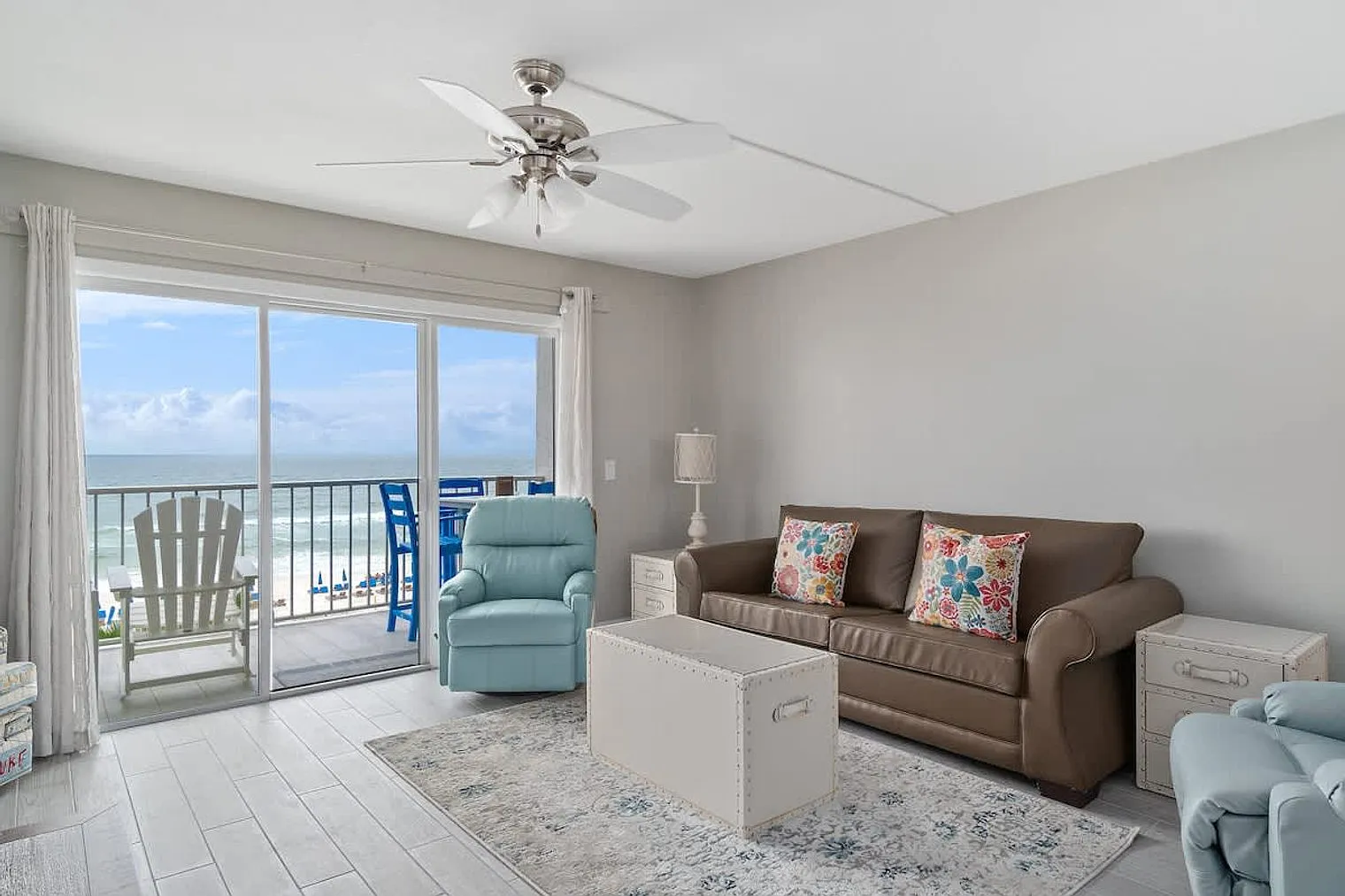 1 bed, 1.0 bath, 742 sqft, $1,707 — Photo 1