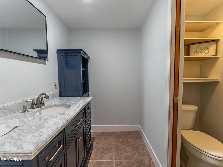 1806 Perimeter Dr — Photo 14