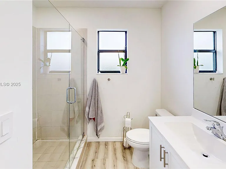 24902 SW 107th Ave — Photo 15