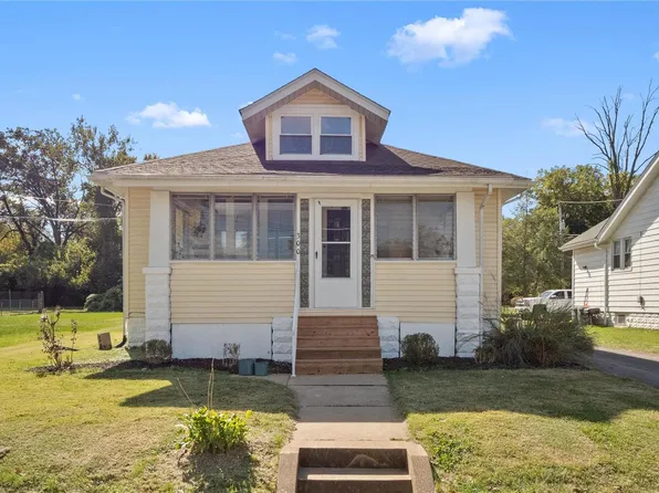 300 S 29th St, Belleville, IL 62226
