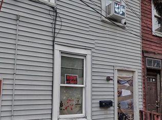 233 Hills Pl, Trenton, NJ 08611