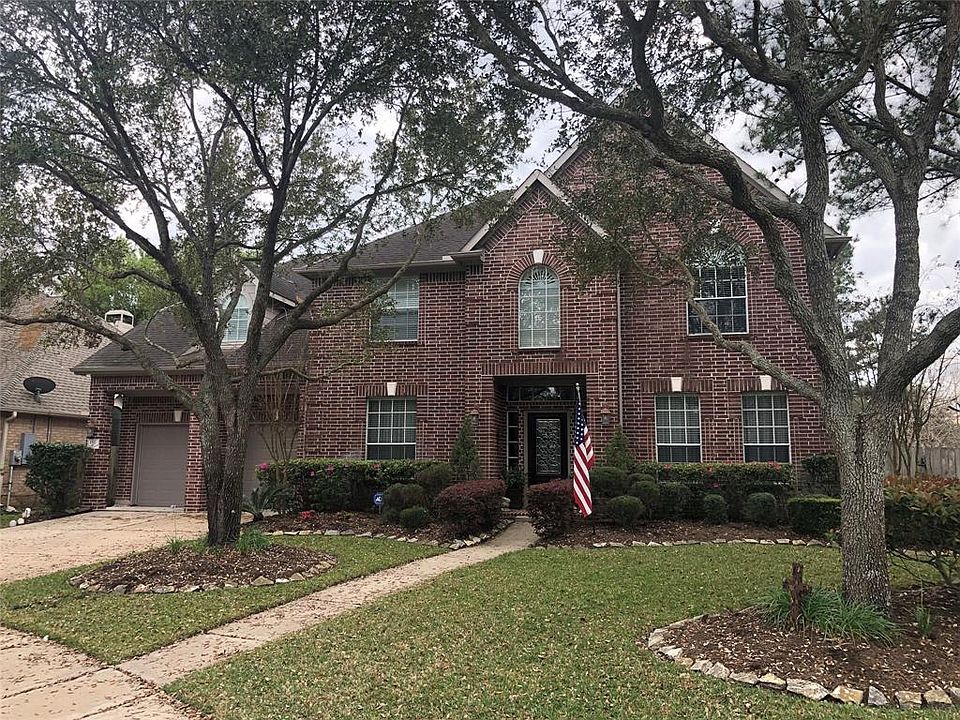1st image of 1517 Whispering Oaks Dr
