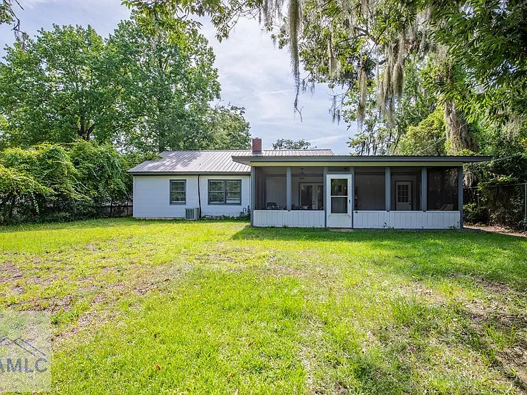 2211 Pecan Dr — Photo 32