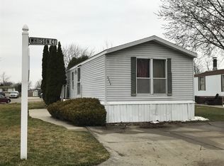 4511 Whitson Ct, Sterling Heights, MI