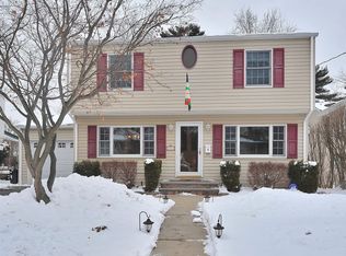 12-11 Scribner Rd, Fair Lawn, NJ 07410